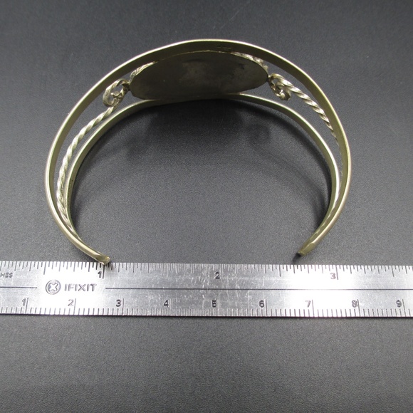 Vintage White & Black Rustic Floral Bracelet - Picture 7 of 7